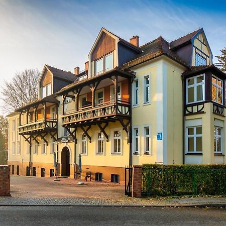 Bed and Breakfast Willa Diament à Kudowa-Zdrój Extérieur photo